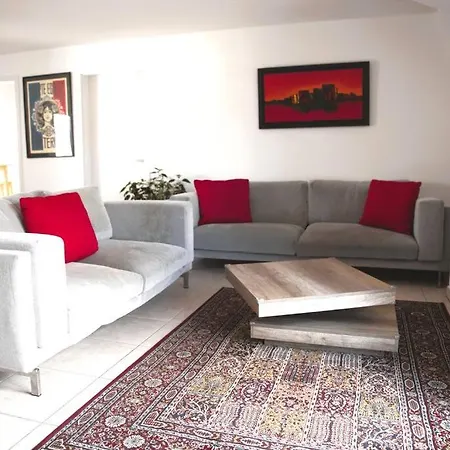 Charming 2br 아파트